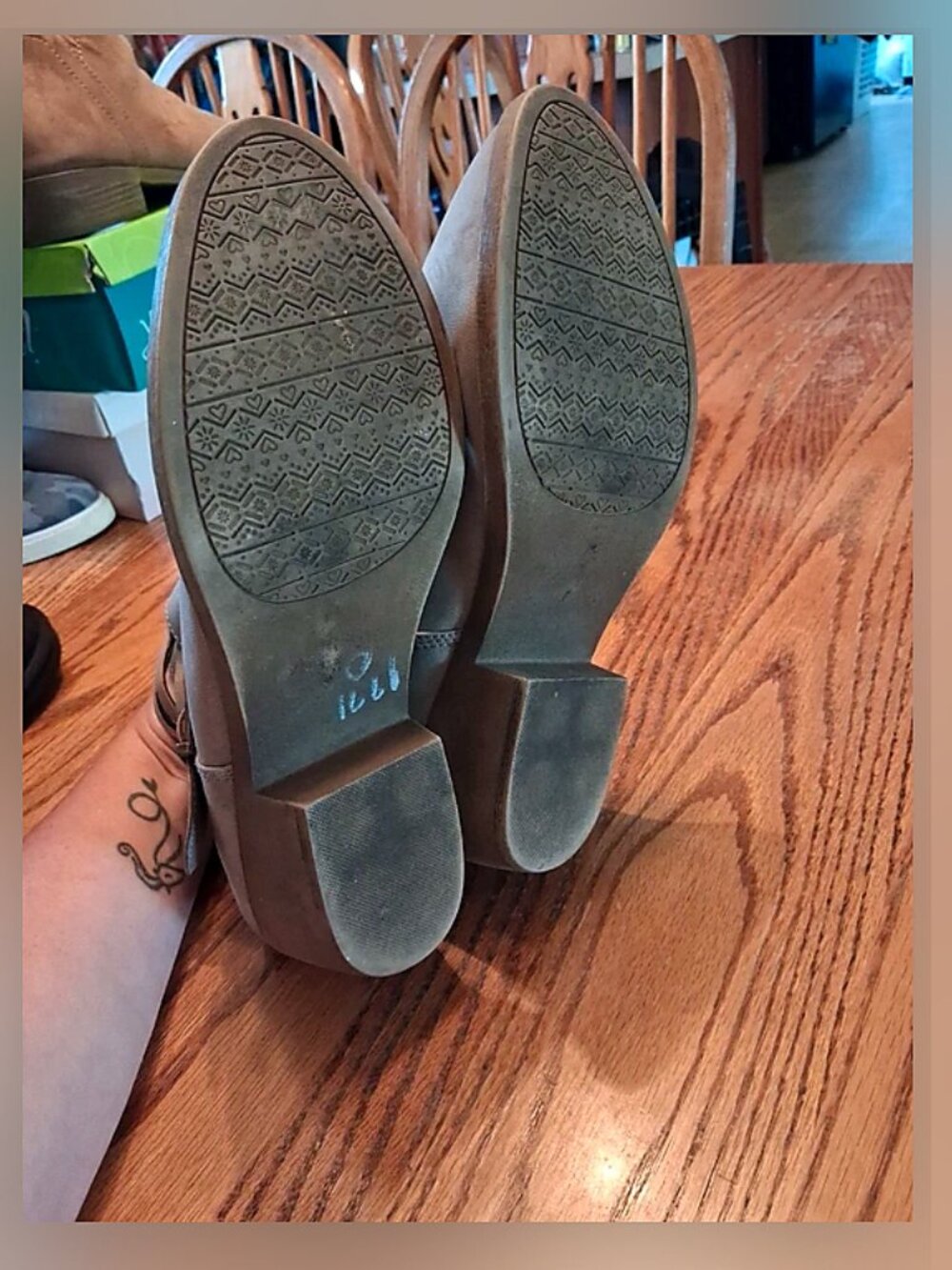 Boots - Picture 2 of 3
